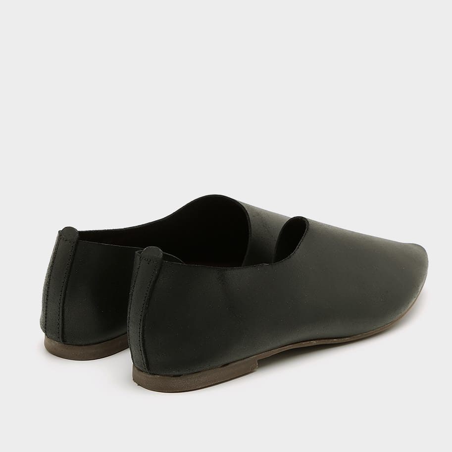 נעלי בלרינה שטוחות בעיצוב נקי – דגם לאה
