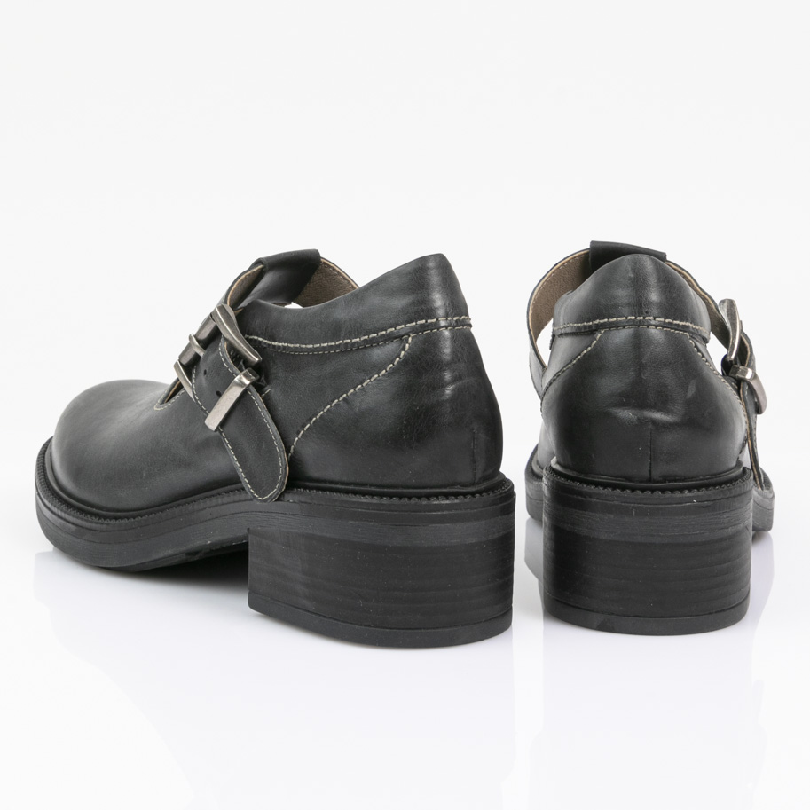 נעלי קולג' במראה וינטאג' – דגם מריון
