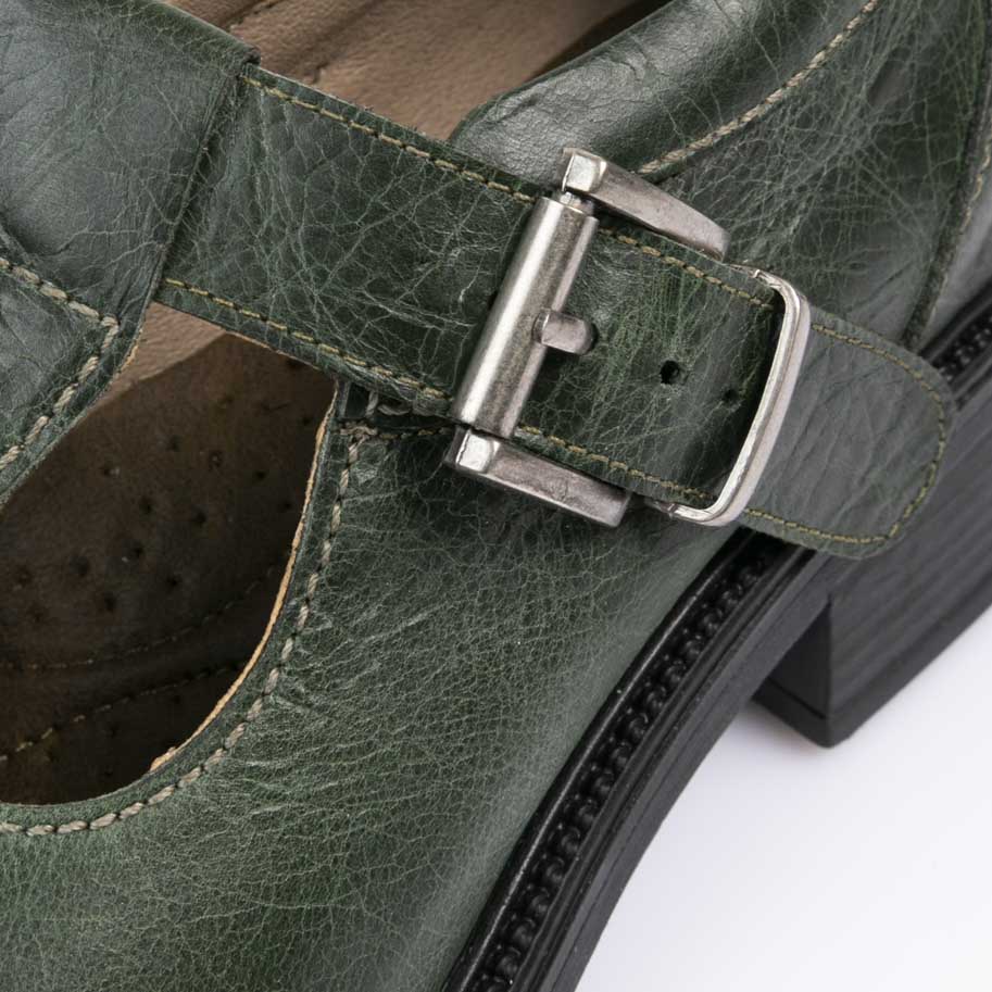 נעלי קולג' במראה וינטאג' – דגם מריון
